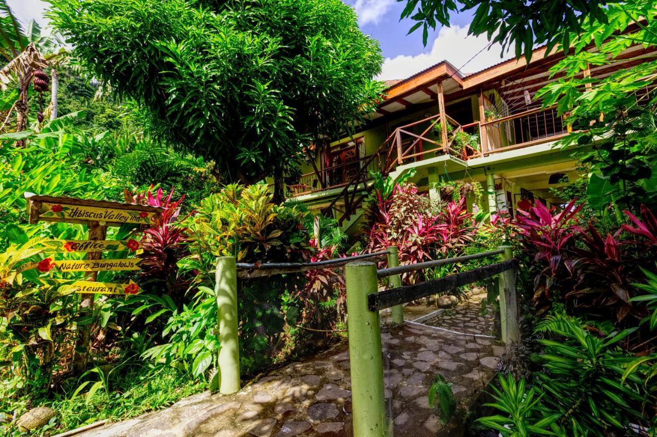Hibiscus Valley Inn Marigot Exterior foto